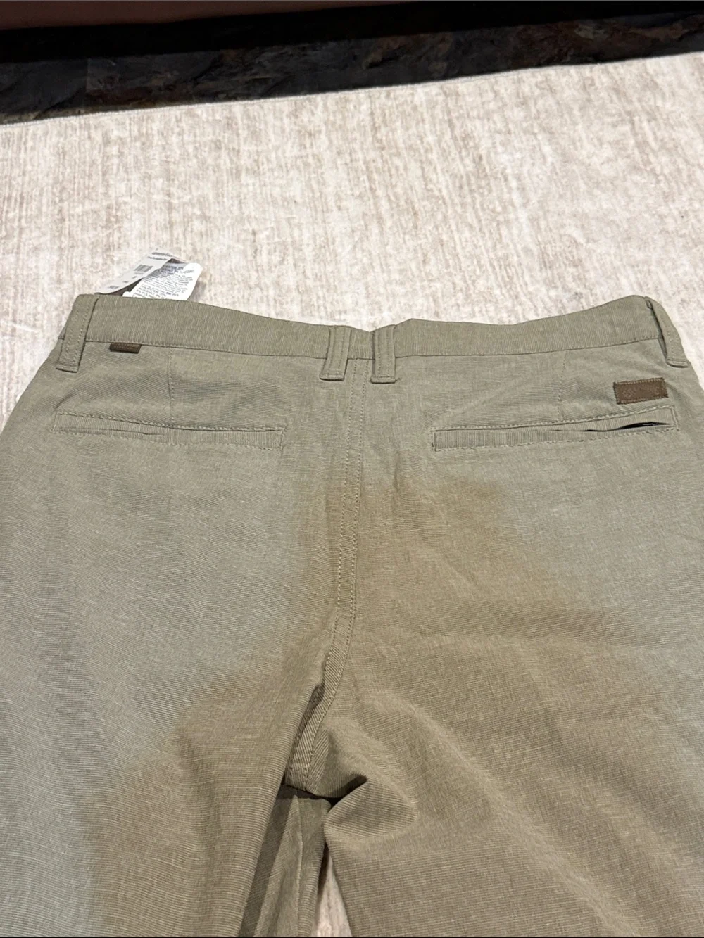 NWT Billabong Men's khaki crossfire submersible Performance Shorts. Size 30 mens